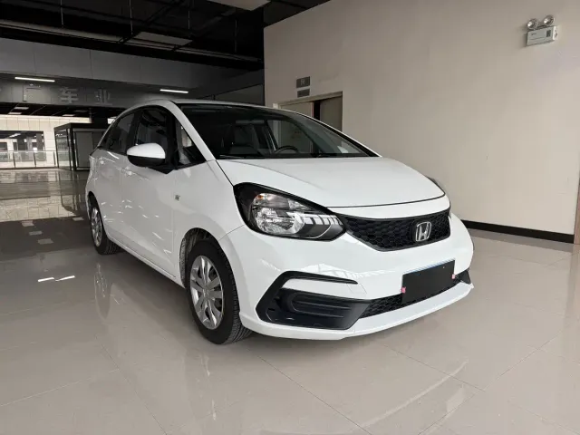 Honda Fit — Фото автомобиля 2