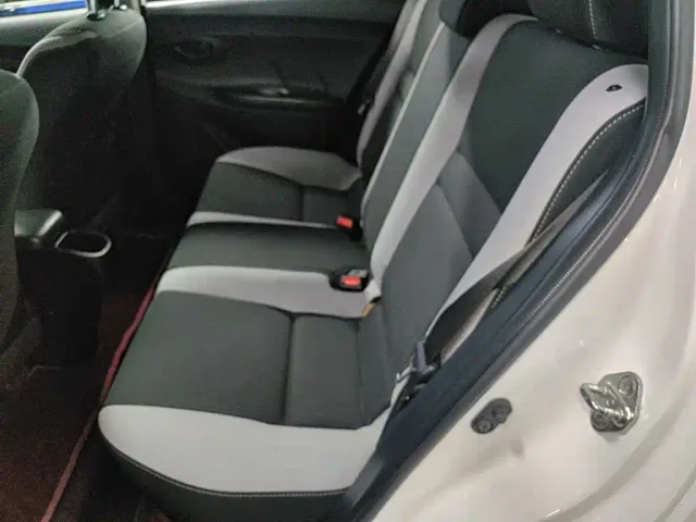 Toyota YARiS L Zhi Xuan — Фото автомобиля 16