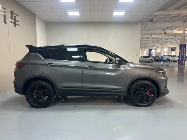 Geely Binyue — Фото автомобиля 9