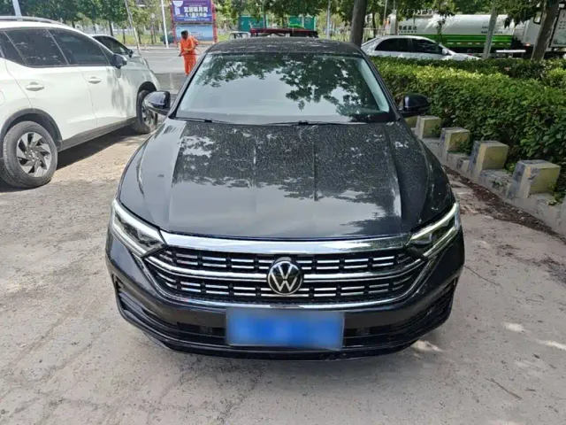 Volkswagen Sagitar — Фото автомобиля 2