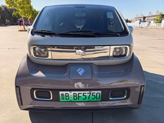 Baojun KiWi EV — Фото автомобиля 3