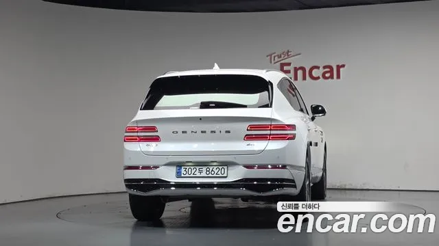 Genesis GV80 — Фото автомобиля 3