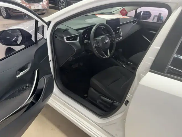 Toyota Corolla — Фото автомобиля 9