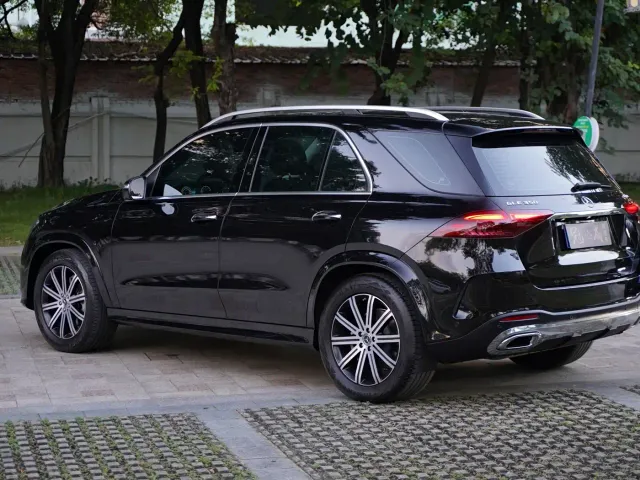 Mercedes-Benz GLE-Class — Фото автомобиля 10