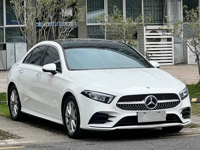 Mercedes-Benz A-Class — Фото автомобиля 3