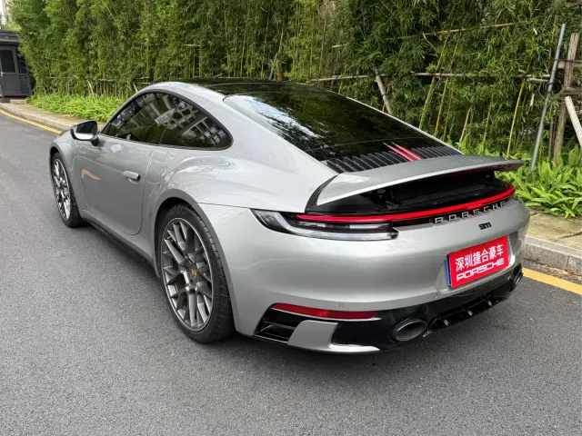 Porsche 911 — Фото автомобиля 4