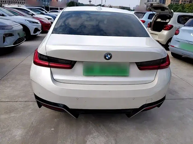BMW i3 — Фото автомобиля 5