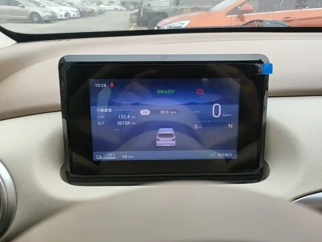 Wuling Hongguang Mini EV — Фото автомобиля 11