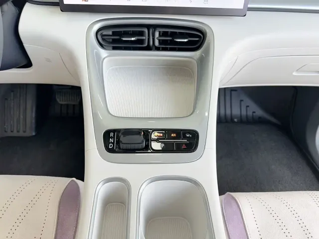 Geely Starry Wish — Фото автомобиля 14