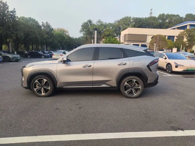 Geely Galaxy L7 — Фото автомобиля 3