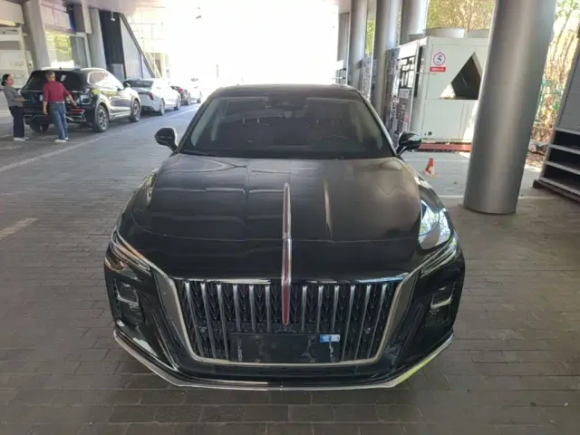 Hongqi H5 — Фото автомобиля 2