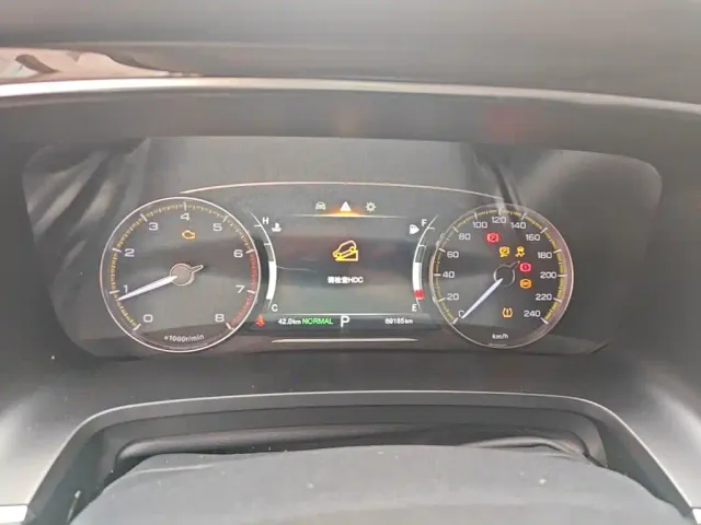 GAC Trumpchi M8 — Фото автомобиля 11