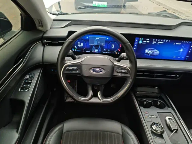 Ford Mondeo — Фото автомобиля 10
