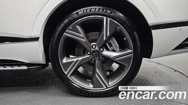 Genesis GV80 2.5T Бензин 2WD — Фото автомобиля 18