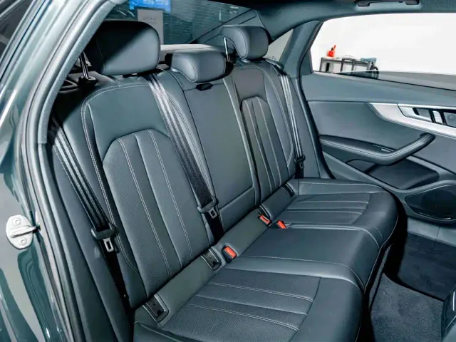 Audi A4L — Фото автомобиля 21