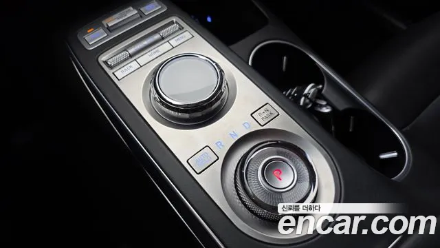 Genesis GV70 Electrified GV70 — Фото автомобиля 9