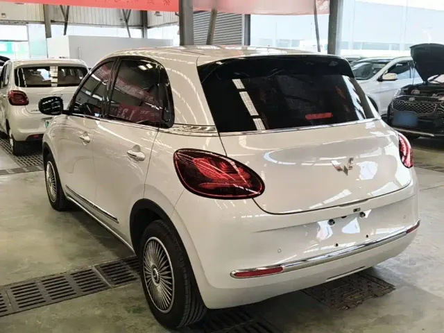 Wuling Bingo — Фото автомобиля 4