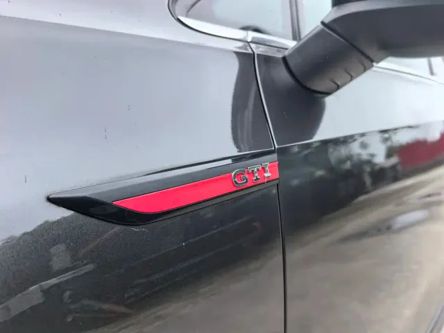 Volkswagen Golf GTI — Фото автомобиля 8
