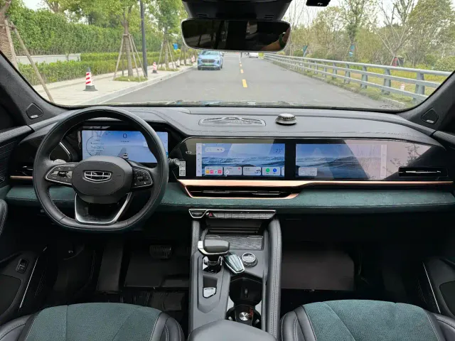 Geely Xingyue L — Фото автомобиля 15