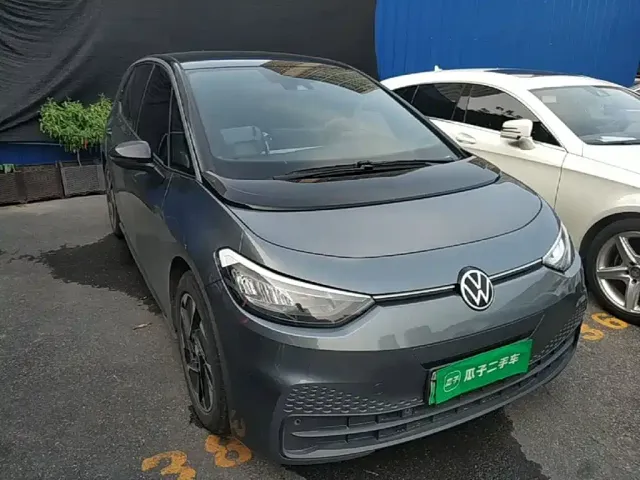 Volkswagen ID.3 — Фото автомобиля 3