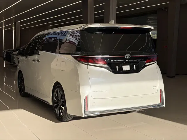 Toyota Vellfire — Фото автомобиля 6