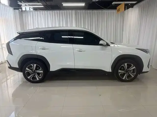 Geely Boyue L — Фото автомобиля 3
