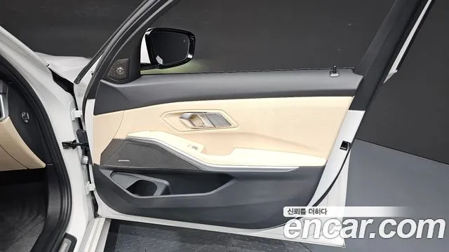 BMW 3-Series — Фото автомобиля 7