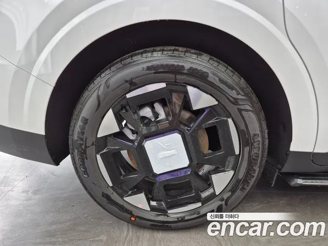 Kia Carnival Generation 4 — Фото автомобиля 5