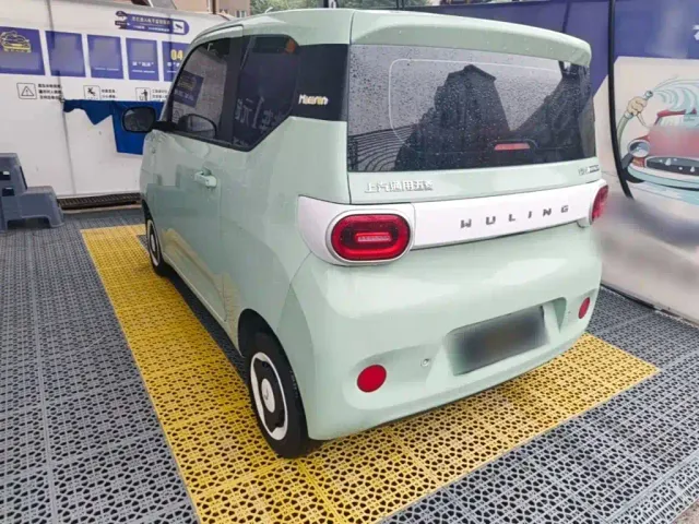 Wuling Hongguang Mini EV — Фото автомобиля 4