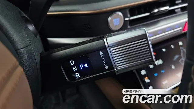 Hyundai Grandeur GN7 — Фото автомобиля 12