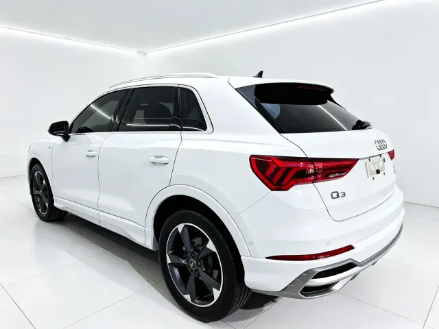 Audi Q3 — Фото автомобиля 6