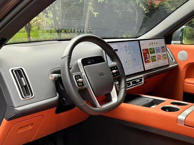 Li Auto L7 — Фото автомобиля 6