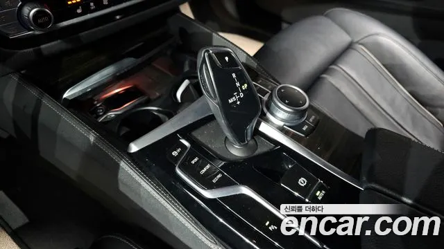 BMW 5 Series G30 — Фото автомобиля 9