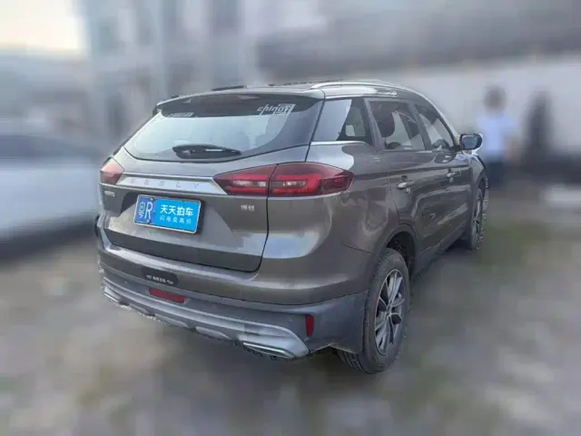 Geely Boyue — Фото автомобиля 2