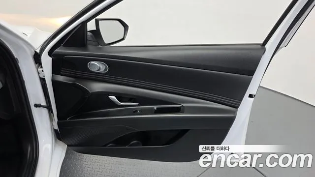 Hyundai Avante — Фото автомобиля 14