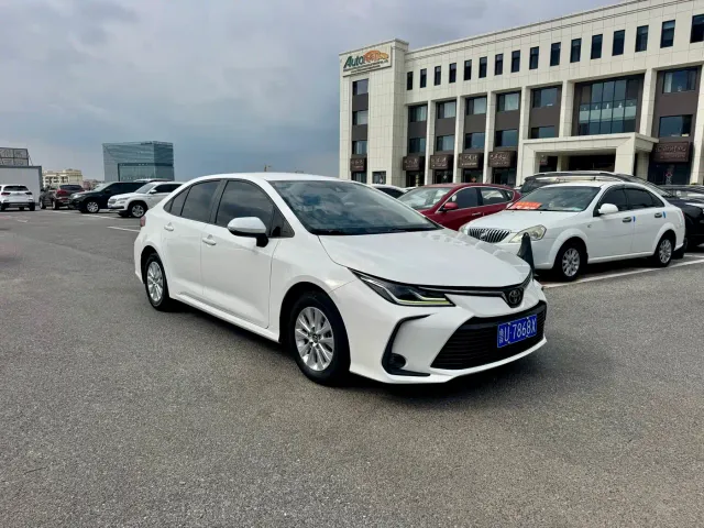 Toyota Corolla — Фото автомобиля 3