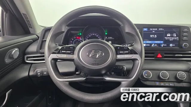 Hyundai AVANTE Avante (CN7) — Фото автомобиля 13
