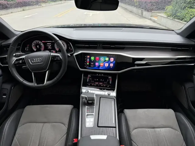 Audi A6L — Фото автомобиля 21
