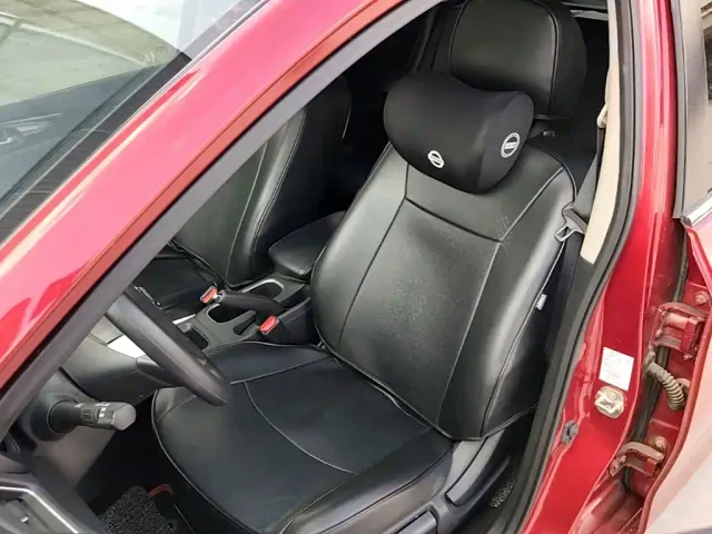 Nissan Tiida — Фото автомобиля 14