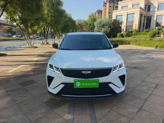 Geely Binyue — Фото автомобиля 2