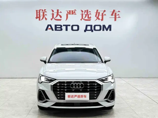 Audi Q3 — Фото автомобиля 2