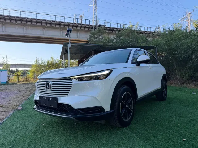 Фотография автомобиля — Honda Vezel