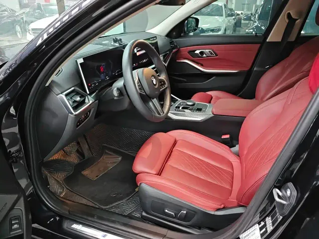 BMW 3 Series — Фото автомобиля 5