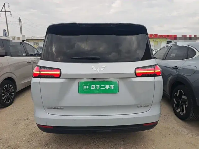 Wuling Starlight 730 — Фото автомобиля 5