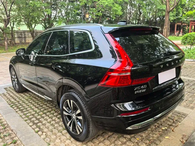 Volvo Volvo XC60 2022 B5 AWD R-Design — Фото автомобиля 21