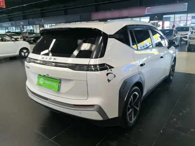 GAC Aion Y — Фото автомобиля 4