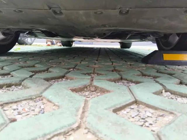 Tesla Model Y — Фото автомобиля 10