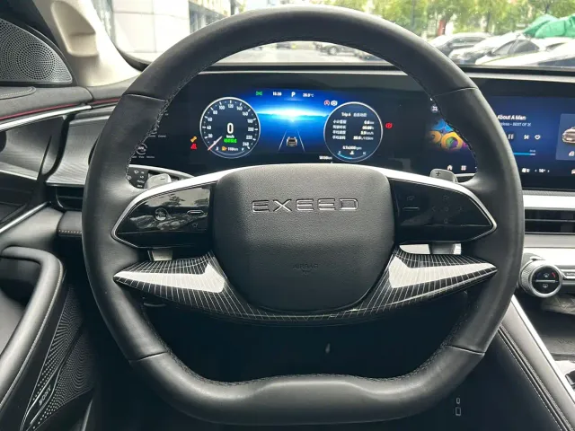 Exeed TXL — Фото автомобиля 6