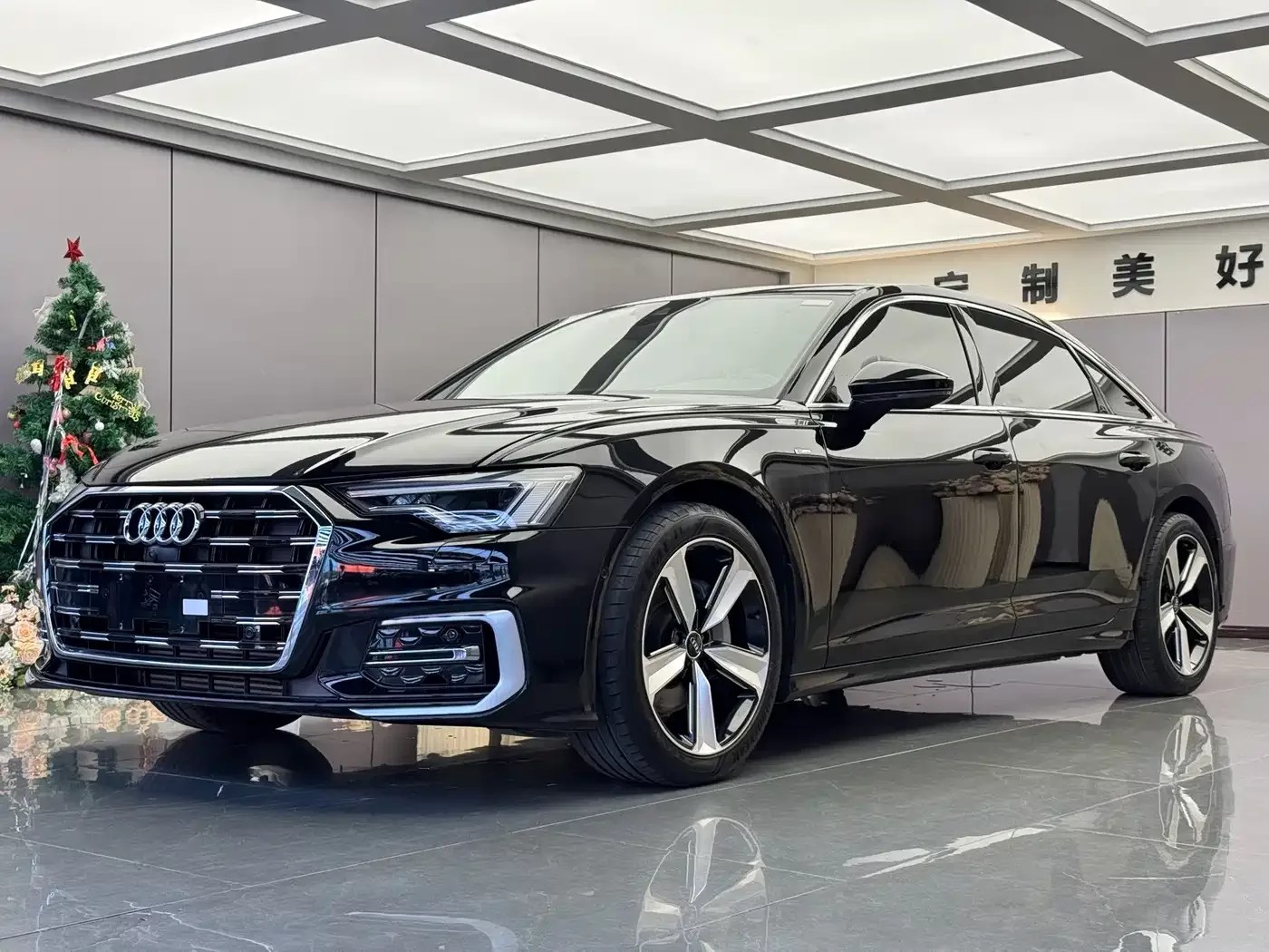 Фотография автомобиля — Audi A6L