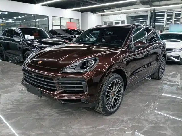 Фотография автомобиля — Porsche Cayenne